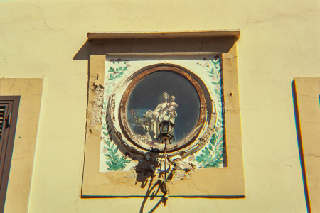 Madonna Con Bambino Statuina Edicola In Via Don G. Morosini 20